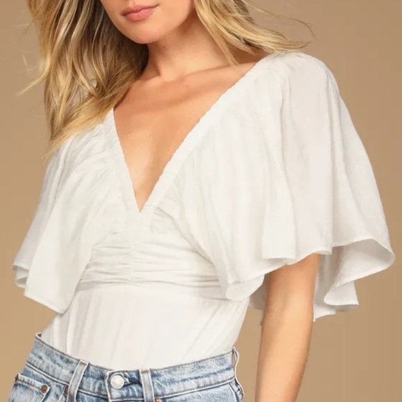 NWT LULU’S “Sunny Day Lover” White Flutter Sleeve Backless Bodysuit - Picture 1 of 15